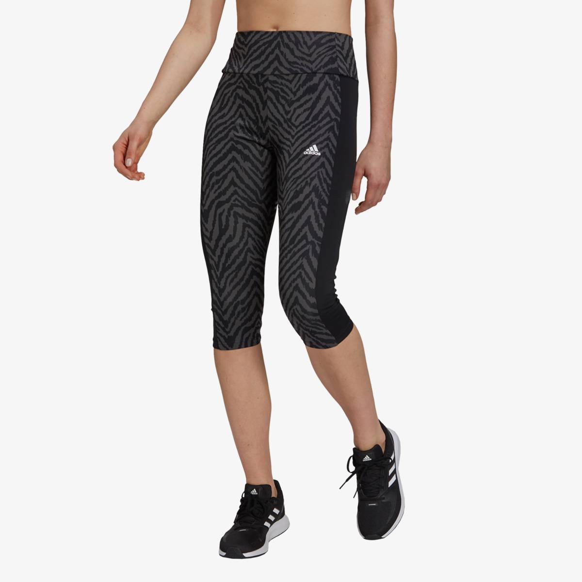 adidas Colanti HIGH RISE SPORT ZEBRA CAPRI | SportVision Romania