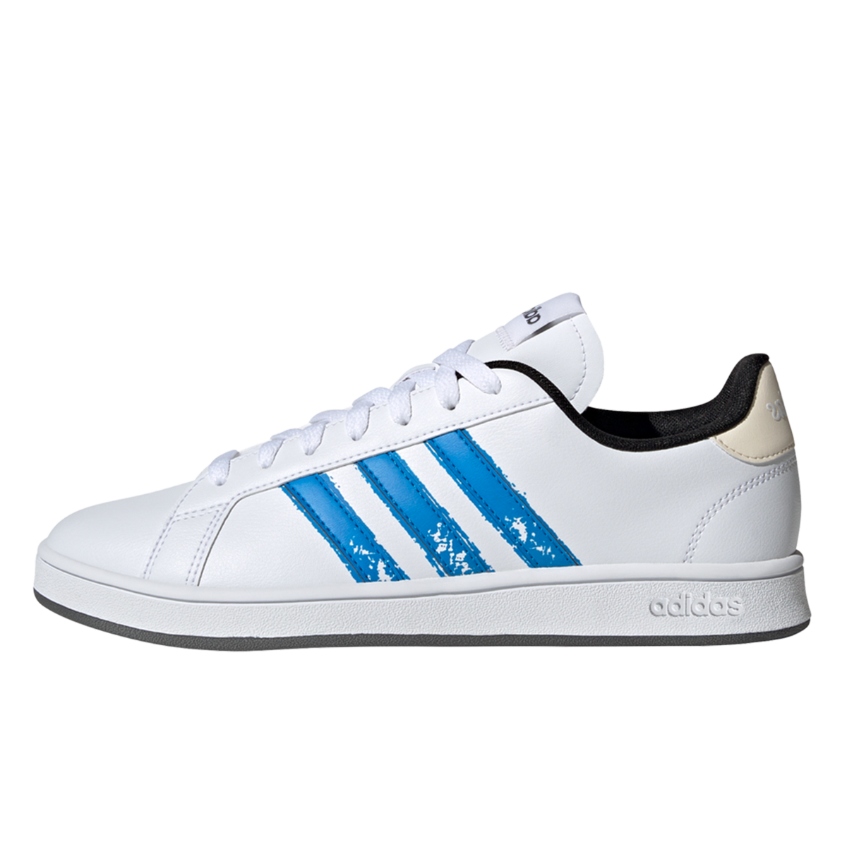 GRAND COURT BEYOND adidas imagine noua