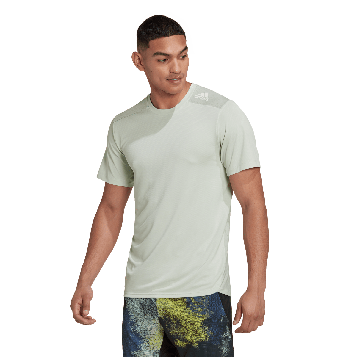 M d4t hr tee