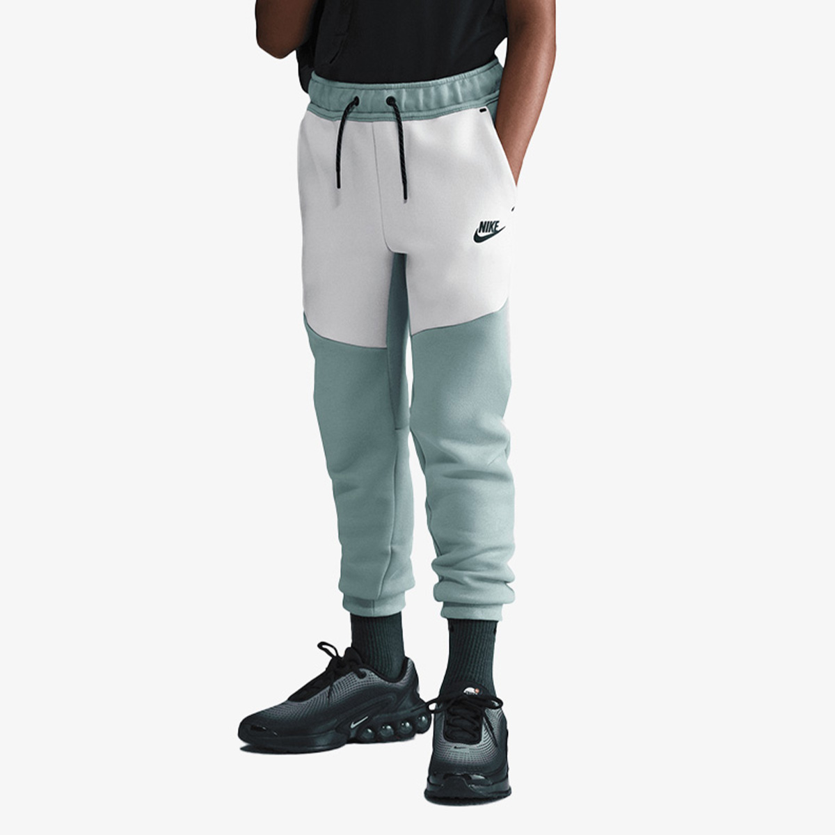 Nike Pantaloni de trening Sportswear | SportVision Romania