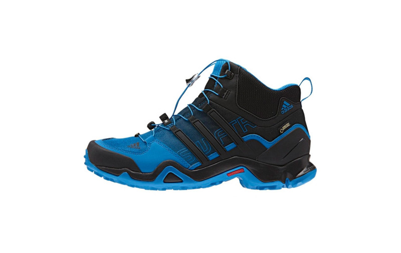 Indispensabil pentru iarna - adidas Outdoor Terrex Swift R Mid GTX