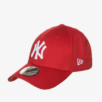 NEW ERA Sapca NEW YORK YANKEES ESSENTIAL RED 39THIRTY CAP 