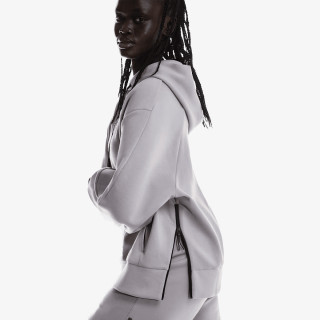 On Hanorac Focus Tech Hoodie 