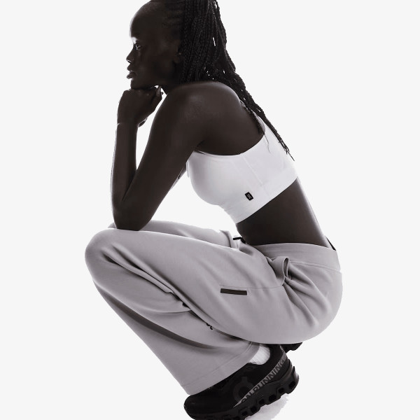 On Pantaloni de trening Focus Tech Sweatpants 