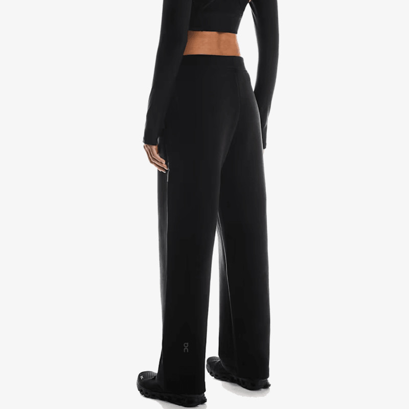 On Pantaloni de trening Focus Tech Sweatpants 