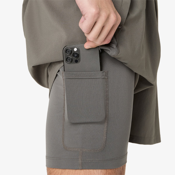 Asics Pantaloni scurti ROAD 2-N-1 7IN SHORT 