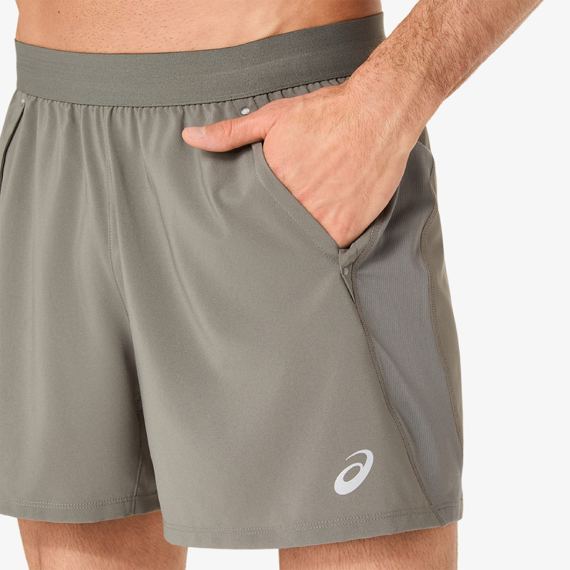 Asics Pantaloni scurti ROAD 5IN SHORT 