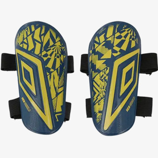 Umbro Aparatori NEO SHIELD GUARD W/CALF STRAPS 