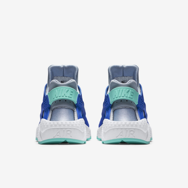 Nike Pantofi Sport WMNS AIR HUARACHE RUN 