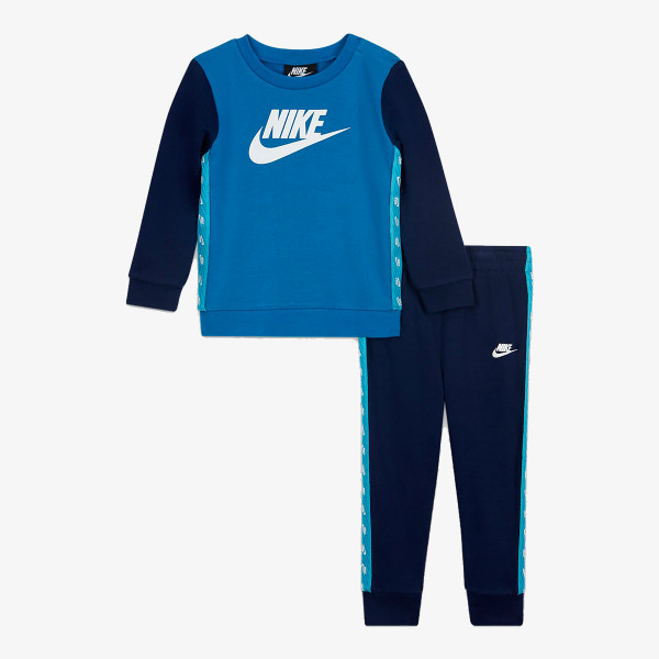 Nike Trening Sportswear Elevated Trims Crew<br /> 