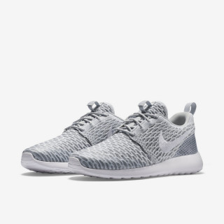 Nike Pantofi Sport WMNS ROSHE ONE FLYKNIT 