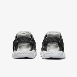 Nike Pantofi Sport HUARACHE RUN 