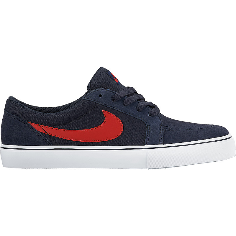 Nike Pantofi Sport NIKE SB SATIRE II 