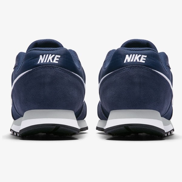 Pantofi sport nike md runner 2 top