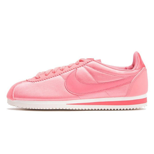 Nike Pantofi Sport WMNS CLASSIC CORTEZ NYLON 