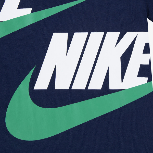 Nike Tricou si pantaloni scurti Sportswear 