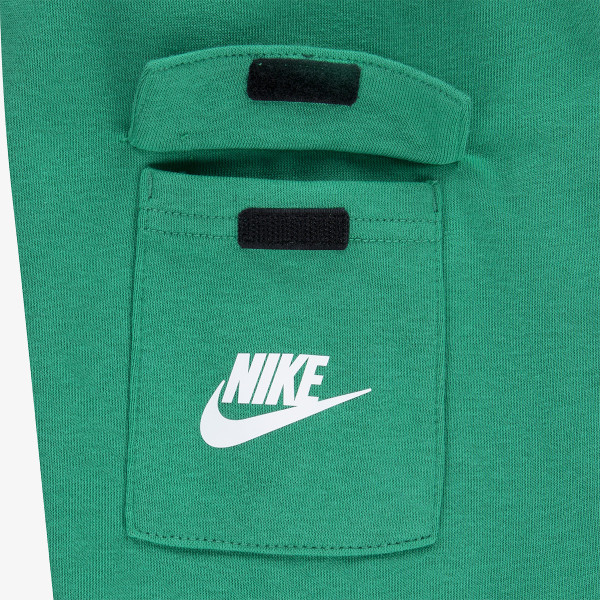 Nike Tricou si pantaloni scurti Sportswear 