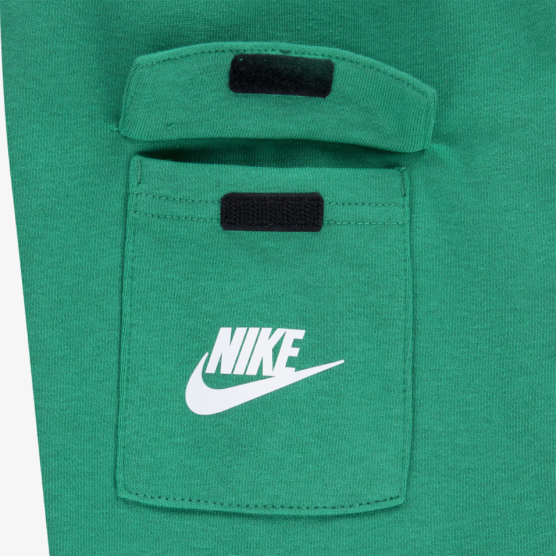Nike Tricou si pantaloni scurti Sportswear 