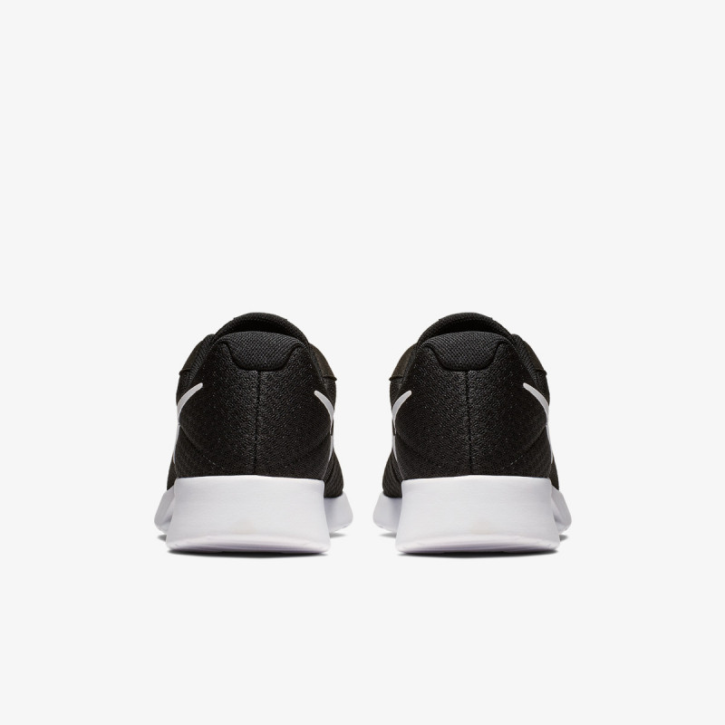 Nike Pantofi Sport WMNS NIKE TANJUN 