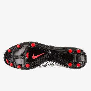 Nike Ghete de fotbal HYPERVENOM PHATAL II NJR FG 