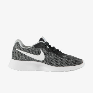 Nike Pantofi Sport WMNS NIKE TANJUN SE 