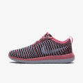 Nike Pantofi Sport ROSHE TWO FLYKNIT 