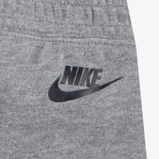 NIKE Pantaloni scurti Thrill