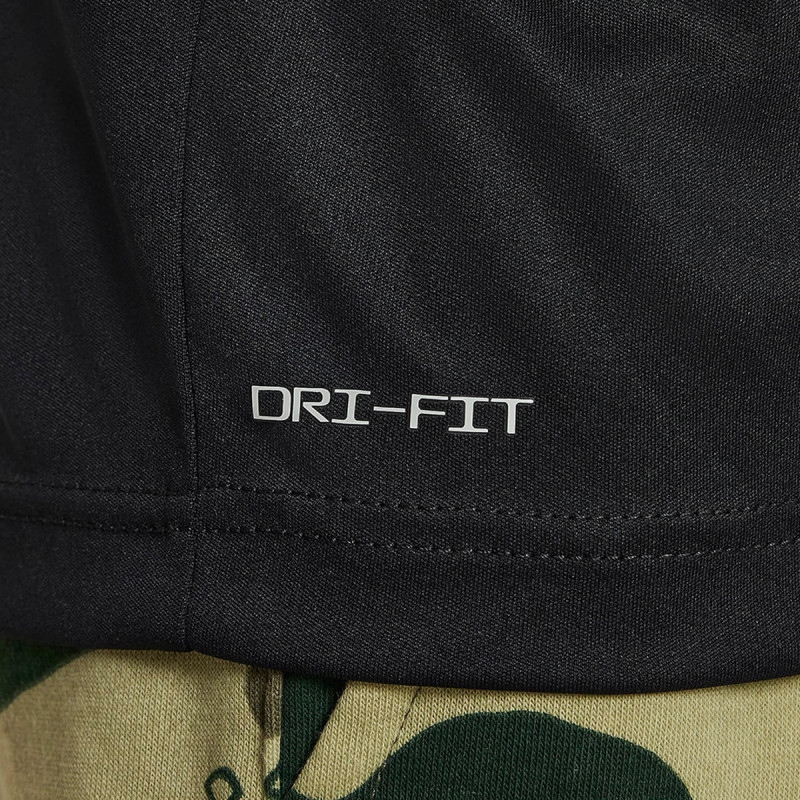 Nike Tricou Club Seasonal Camo Tee 