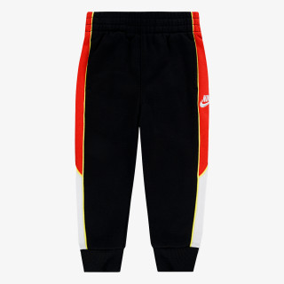 Nike Pantaloni de trening NKB B NSW VICTORY LAP FT PANT 
