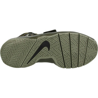 Nike Pantofi Sport NIKE TEAM HUSTLE D 8 (GS) 