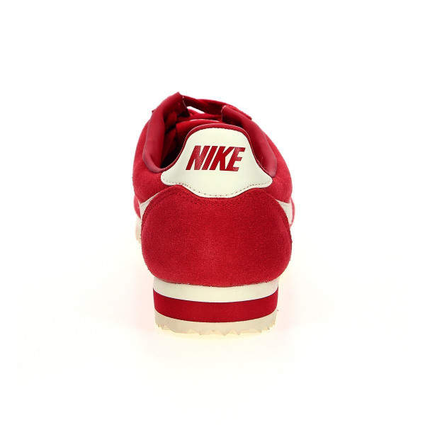 Nike Pantofi Sport CLASSIC CORTEZ SE 