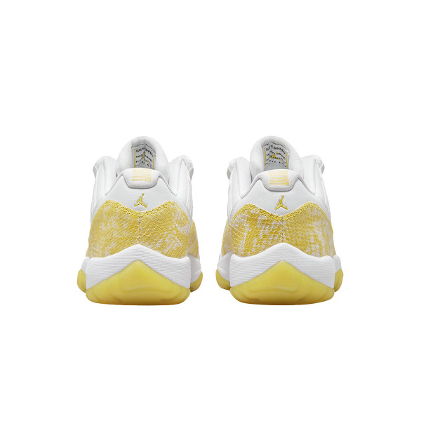 Nike Pantofi Sport WMNS AIR JORDAN 11 RETRO LOW 