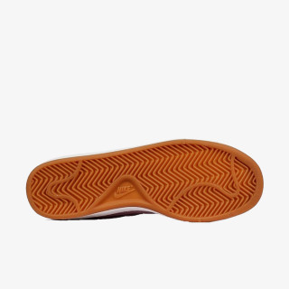 Nike Pantofi Sport WMNS NIKE COURT ROYALE PREM 