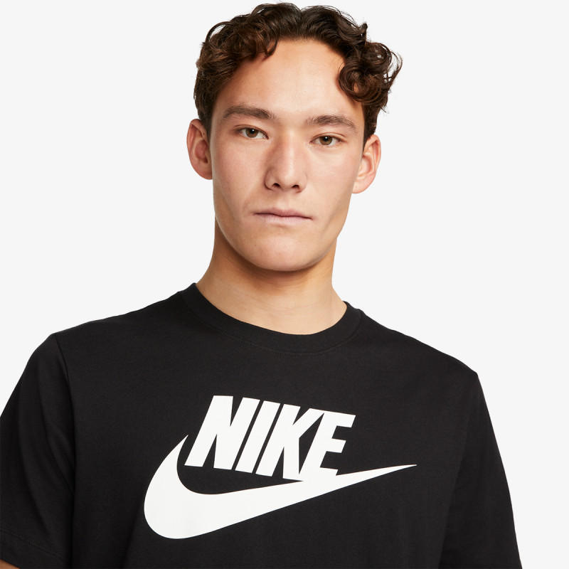 Nike Tricou Sportswear 