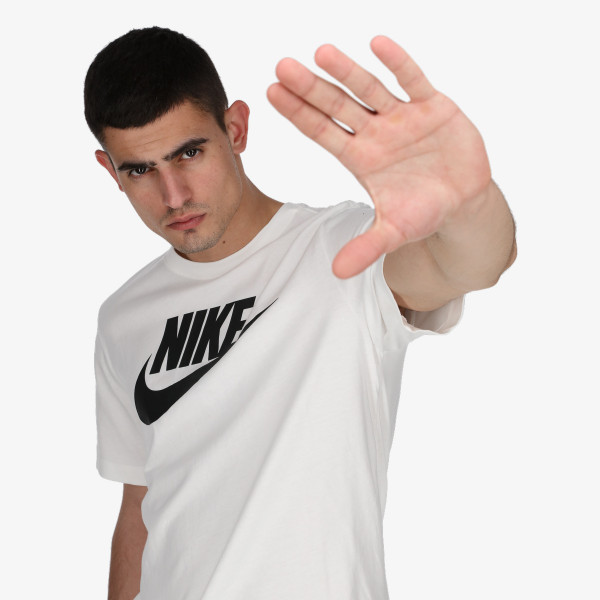 Nike Tricou Sportswear 