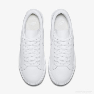Nike Pantofi Sport W BLAZER LOW LE 