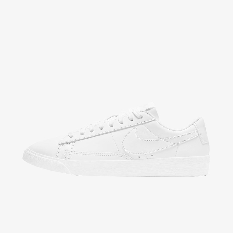 Nike Pantofi Sport W BLAZER LOW LE 