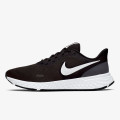 Nike Pantofi Sport REVOLUTION 5 
