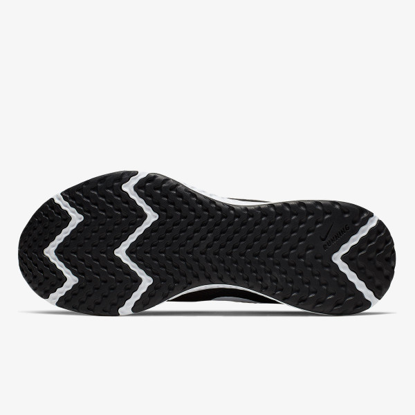 Nike Pantofi Sport REVOLUTION 5 