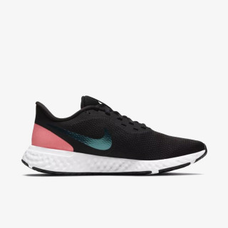 Nike Pantofi Sport WMNS NIKE REVOLUTION 5 