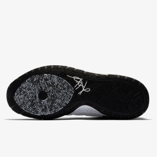 Nike Pantofi Sport KYRIE VI 