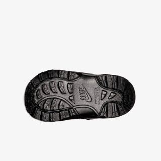 Nike Pantofi NIKE MANOA '17 LTR BT 