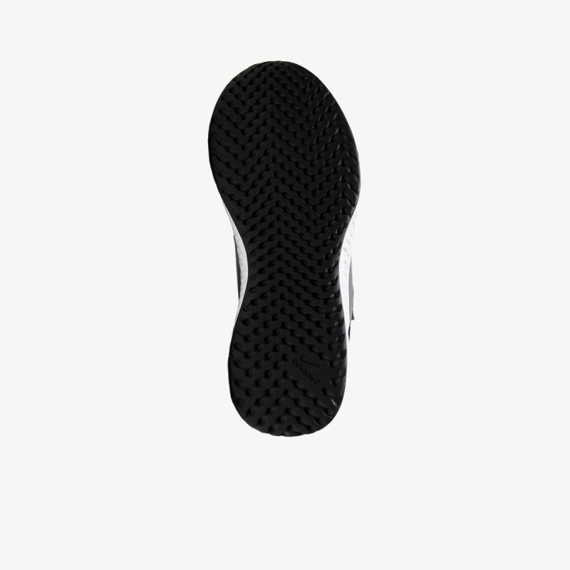 Nike Pantofi Sport NIKE REVOLUTION 5 PSV 