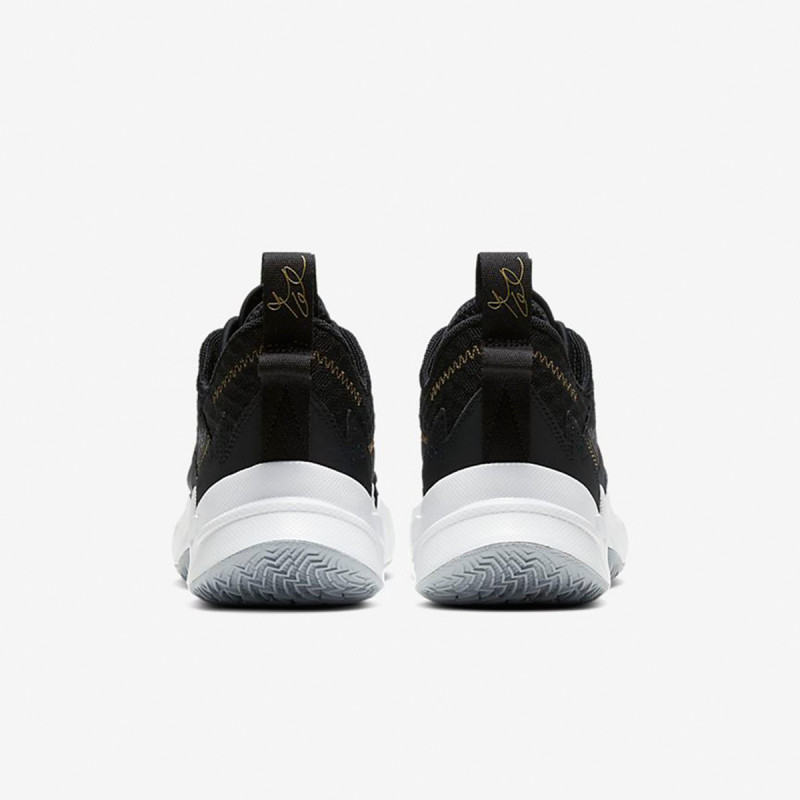 Nike Pantofi Sport JORDAN WHY NOT ZER0.3 BG 