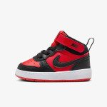 Nike Pantofi Sport Court Borough Mid 2 