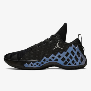 Nike Pantofi Sport JUMPMAN DIAMOND LOW 
