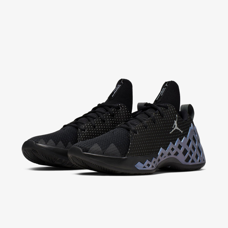 Nike Pantofi Sport JUMPMAN DIAMOND LOW 