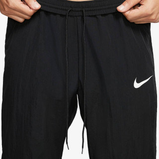 Nike Pantaloni de trening M NK FC PANT WVN PZ 