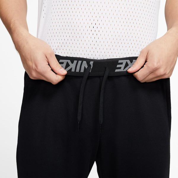 Nike Pantaloni de trening M NK DRY PANT TAPER FLC GFX 