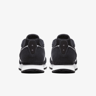 Nike Pantofi Sport Venture Runner 